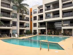 Renovated Stylish Condo - Pool & Jacuzzi - 3 bed - Image 2