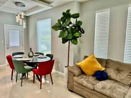 Amazing Two Bedroom Apt! McAllen Area - Image 2