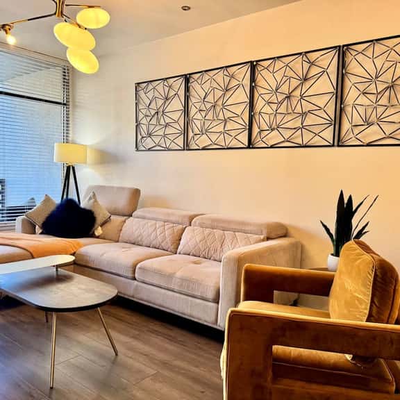 Renovated 3BR APT nice/cozy! - Imagen 1