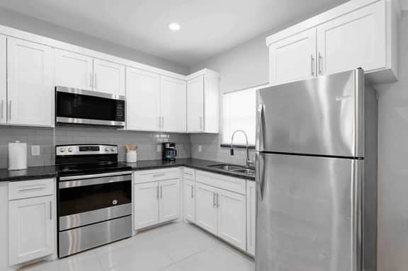 Positano - ✨Cozy & Stylish✨ 3bed/2bath Apt - Imagen 5