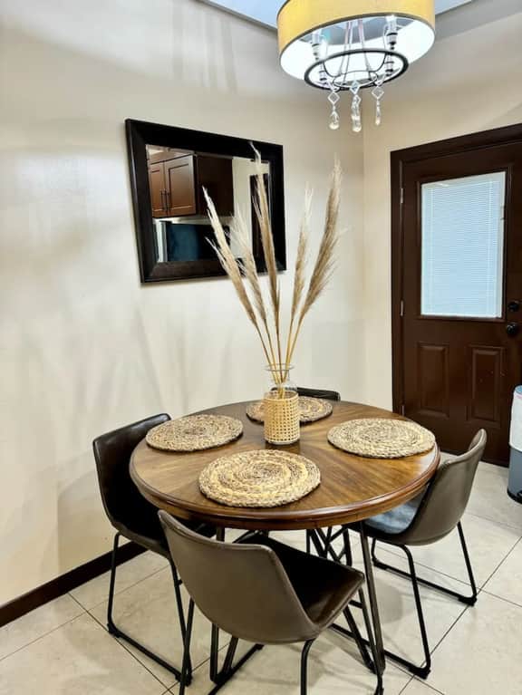 ✨Mallorca ✨ Warm & Cozy Apt ✨ 3 bed Apt with Prime Loc! - Image 4