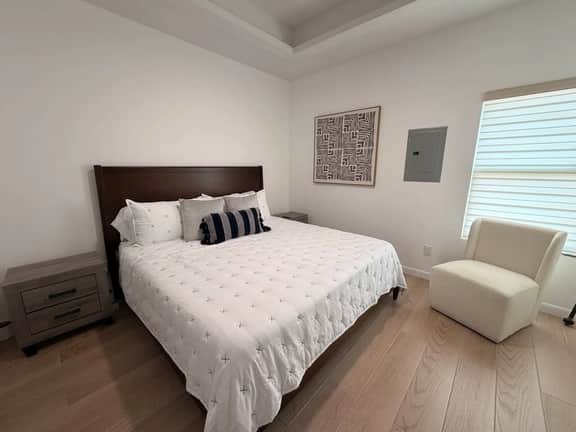 Wonder House - New & stylish Condo - Image 4